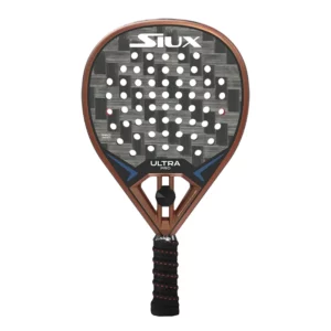 De Siux Ultra Pro is een racket dat is ontworpen voor gevorderde spelers die op zoek zijn naar de perfecte balans tussen power en controle.